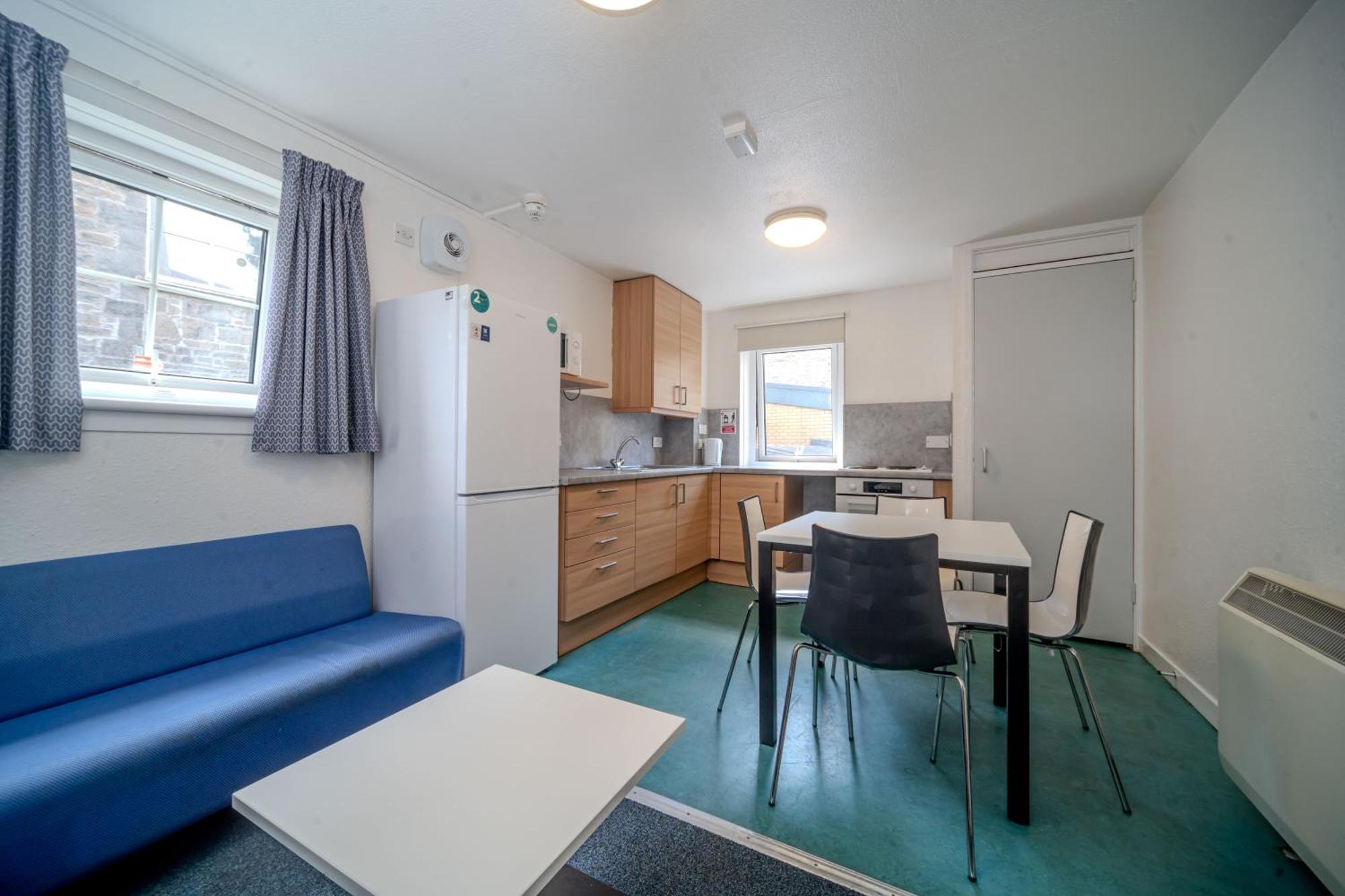 Joivy Budget 4,5 And 6 Bed Private Flats, In Historic Old Town (adults Only) Appartement